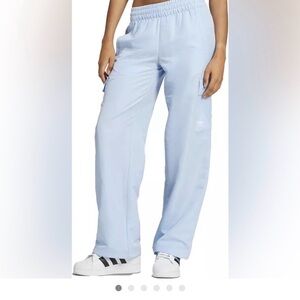 Women’s Adidas Originals Essentials Woven Cargo Pants in Sky Blue Size Medium